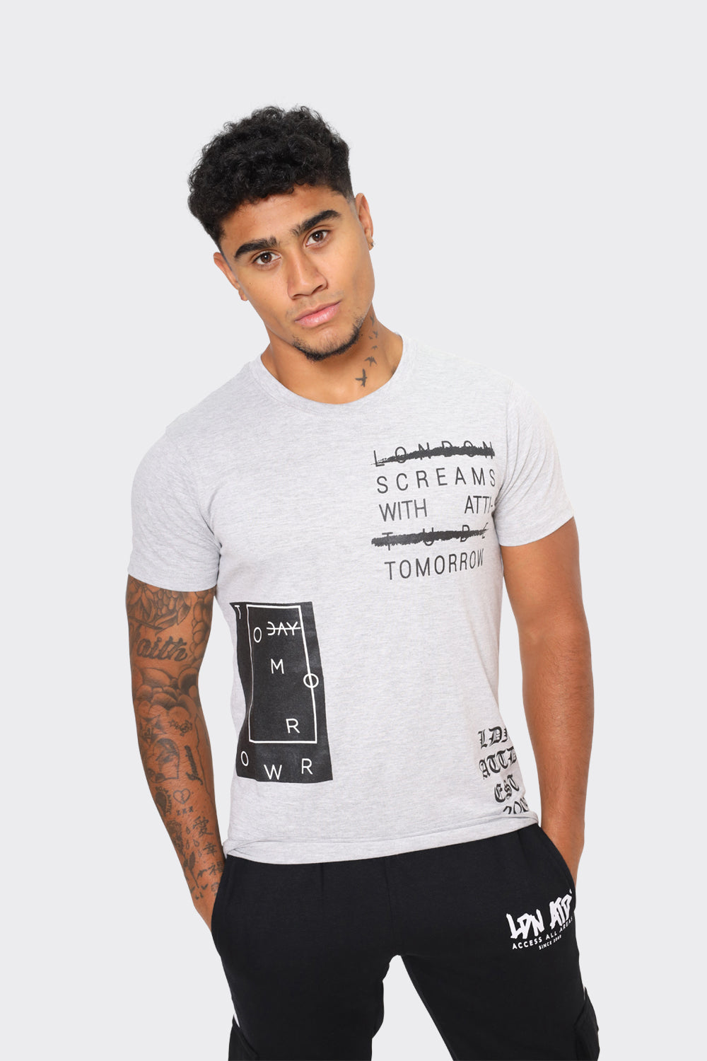 London Attitude 'London Screams with Attitude Tomorrow' Graphic T-Shirt in Grey